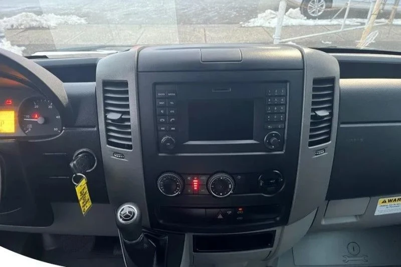 2014 Mercedes-Benz NCV3 Sprinter - Image 11 of 12