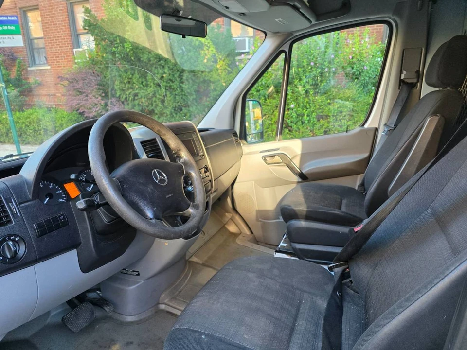 2014 Mercedes-Benz NCV3 Sprinter - Image 10 of 16