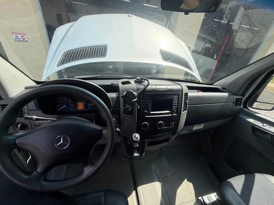 2014 Mercedes-Benz NCV3 Sprinter - Image 2 of 11