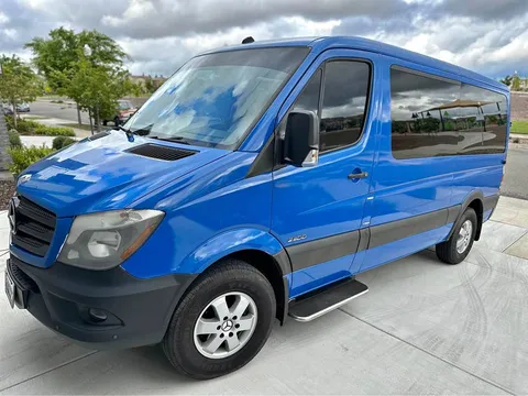 2014 Mercedes-Benz Sprinter 2500 Crew Standard Roof w/144" WB Van 3D
