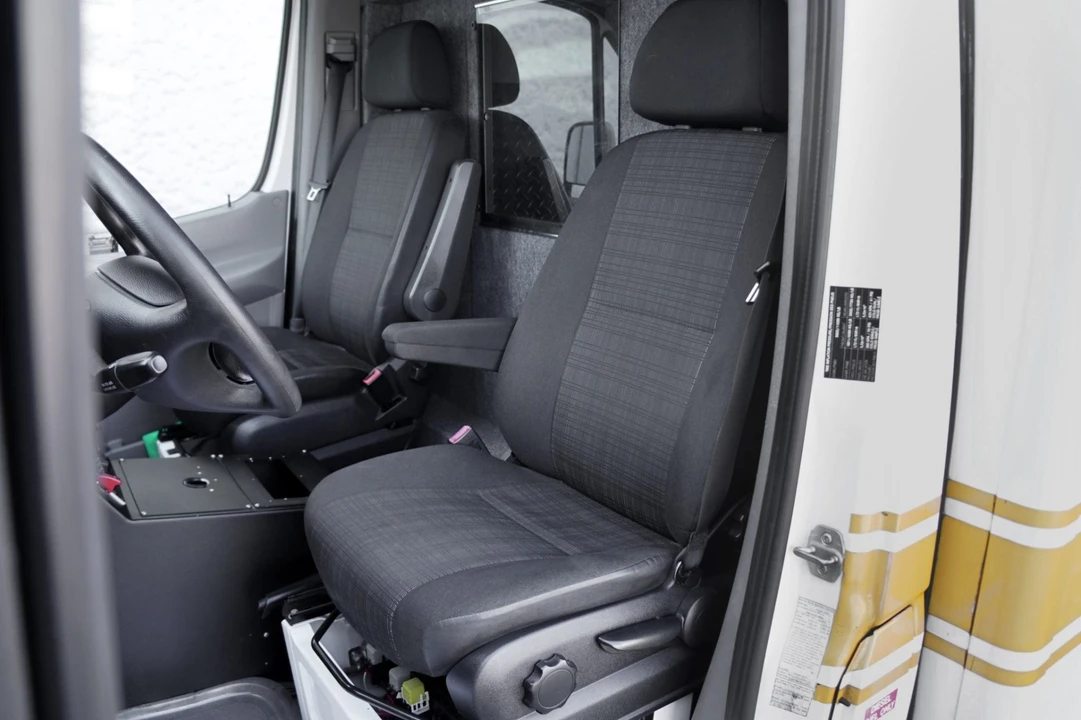 2014 Mercedes-Benz NCV3 Sprinter - Image 4 of 8