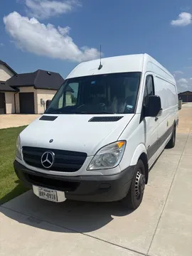 2014 Mercedes-Benz Sprinter 3500 Dually