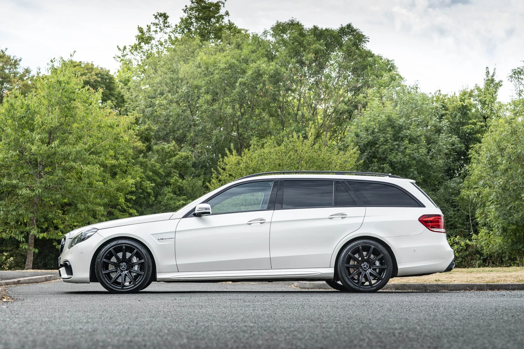 2014 Mercedes-Benz W212 E 63 AMG - Image 15 of 31