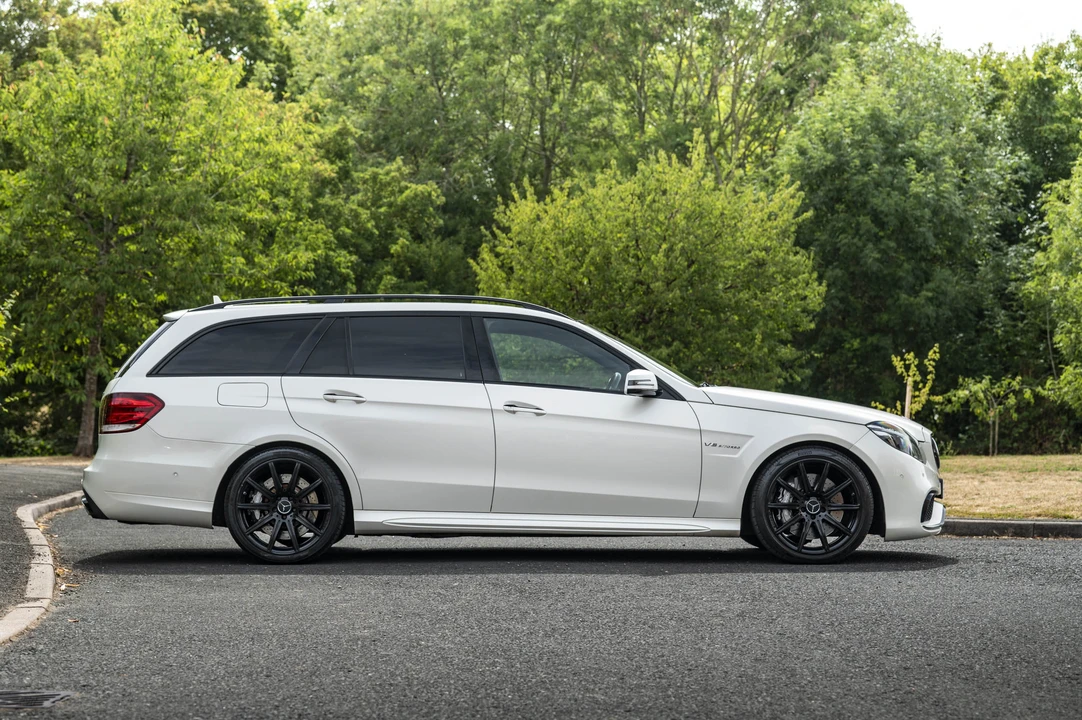 2014 Mercedes-Benz W212 E 63 AMG - Image 8 of 31