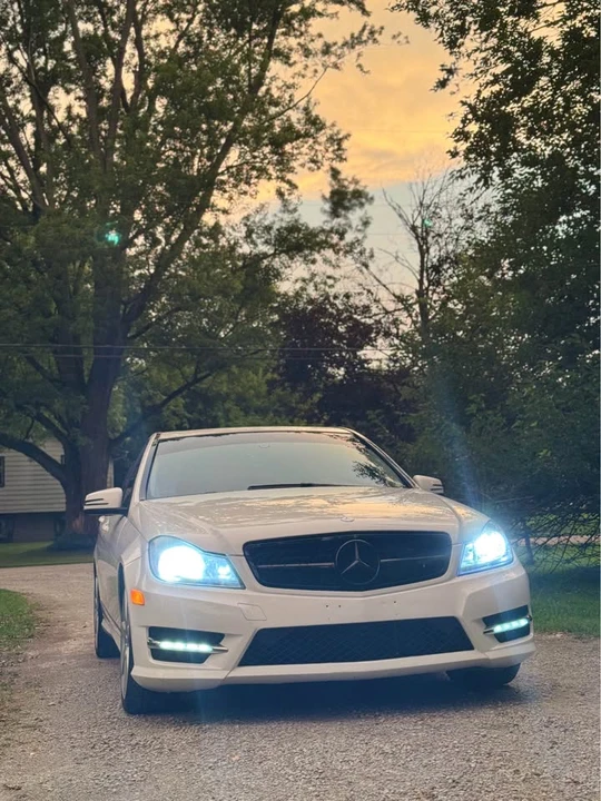 2014 Mercedes-Benz W204 C-Class - Image 11 of 20