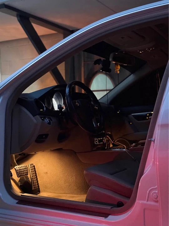 2014 Mercedes-Benz W204 C-Class - Image 13 of 20