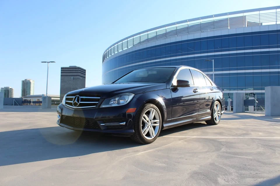 2014 Mercedes-Benz W204 C-Class - Image 2 of 12