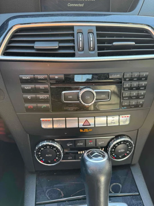 2014 Mercedes-Benz W204 C-Class - Image 14 of 15
