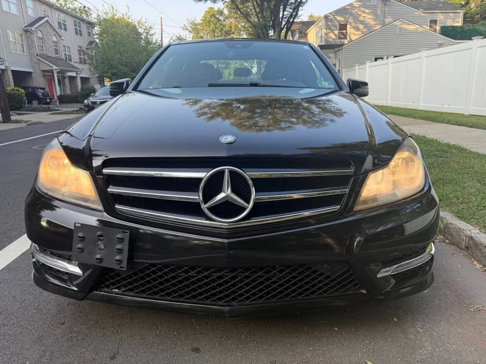 2014 Mercedes-Benz W204 C-Class - Image 2 of 16