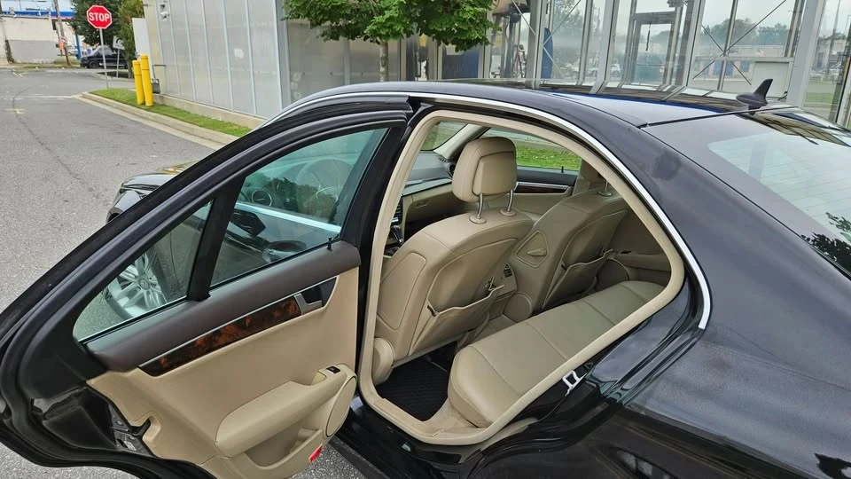 2014 Mercedes-Benz W204 C-Class - Image 16 of 20