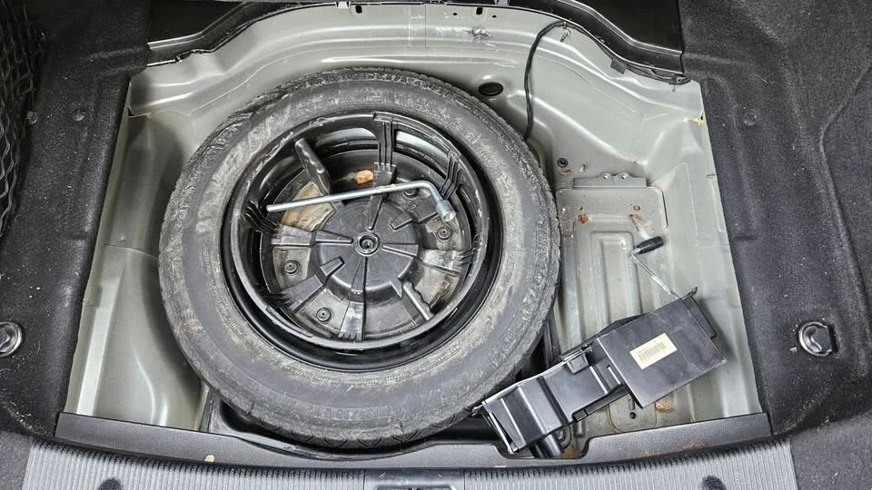 2014 Mercedes-Benz W204 C-Class - Image 14 of 20