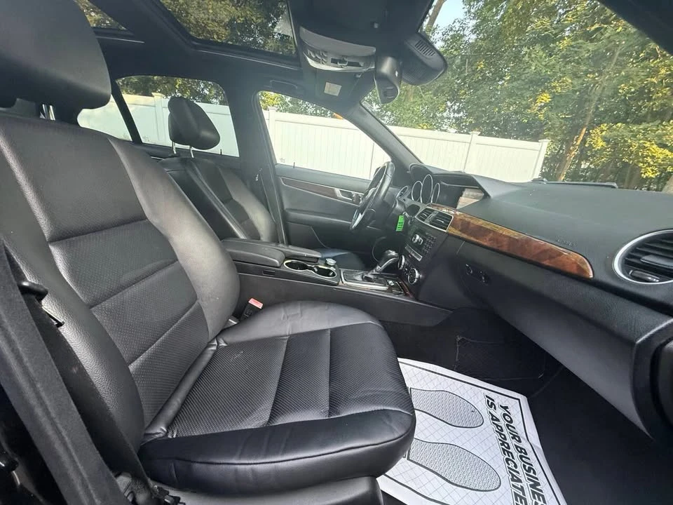 2014 Mercedes-Benz W204 C-Class - Image 10 of 16