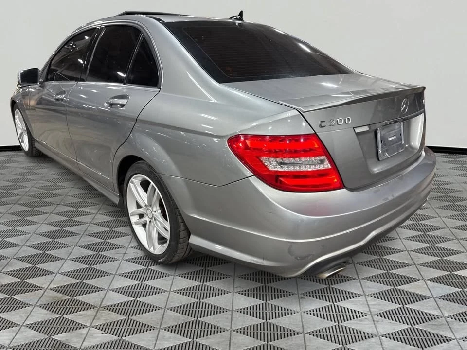 2014 Mercedes-Benz W204 C-Class - Image 17 of 18