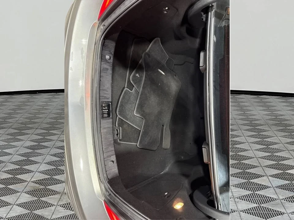 2014 Mercedes-Benz W204 C-Class - Image 13 of 18