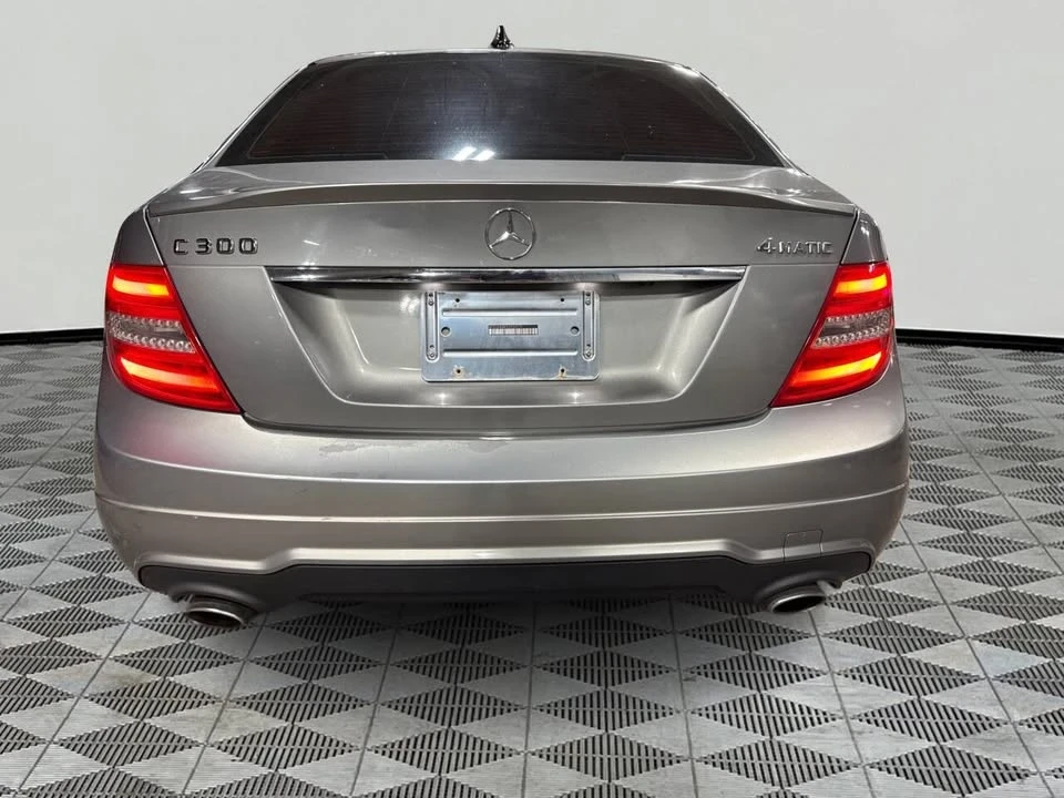 2014 Mercedes-Benz W204 C-Class - Image 16 of 18
