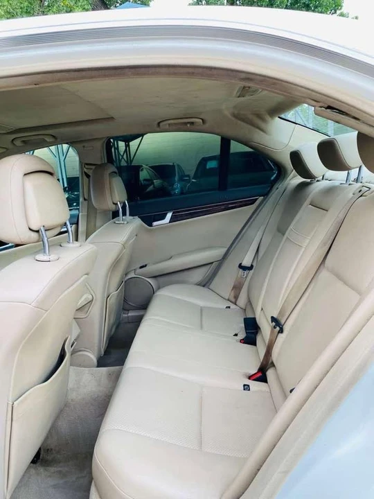 2014 Mercedes-Benz W204 C-Class - Image 9 of 14
