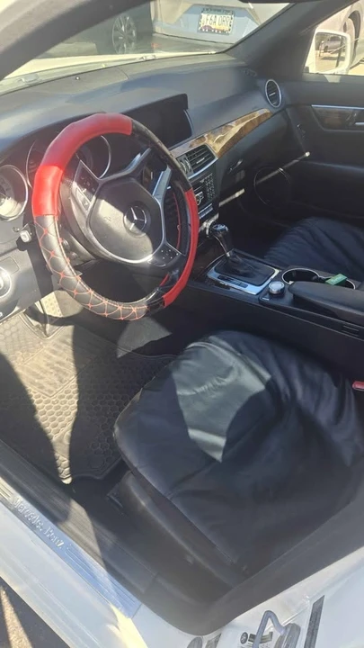 2014 Mercedes-Benz W204 C-Class - Image 6 of 10