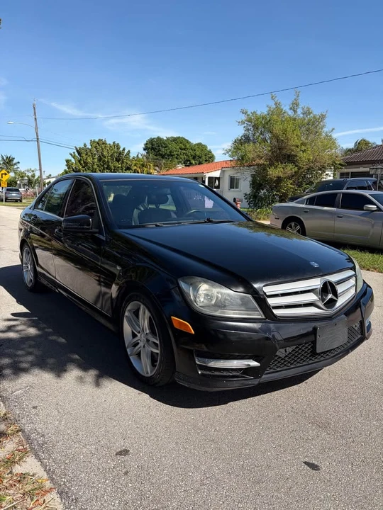 2014 Mercedes-Benz W204 C-Class - Image 3 of 10
