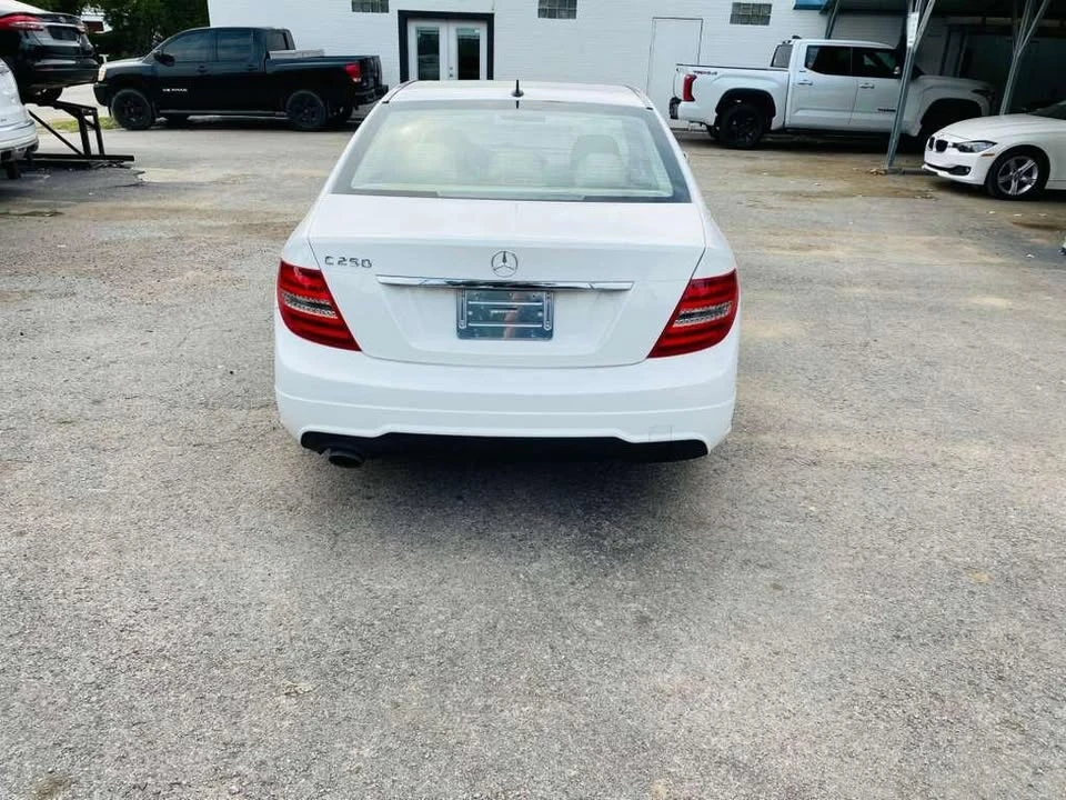 2014 Mercedes-Benz W204 C-Class - Image 6 of 14