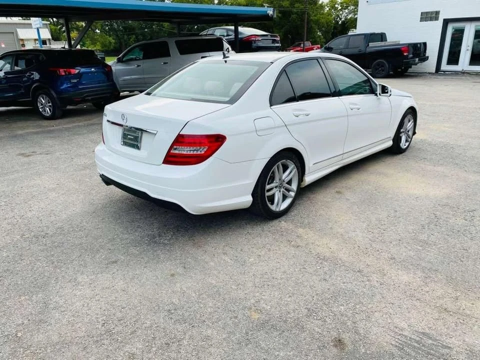 2014 Mercedes-Benz W204 C-Class - Image 5 of 14