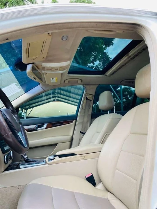 2014 Mercedes-Benz W204 C-Class - Image 10 of 14
