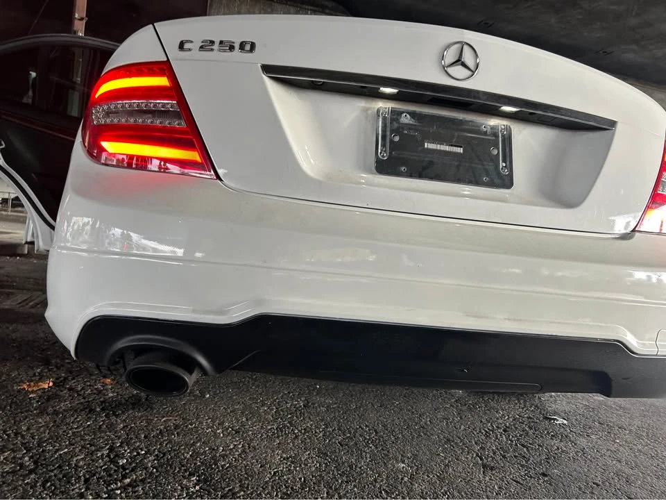 2014 Mercedes-Benz W204 C-Class - Image 9 of 10