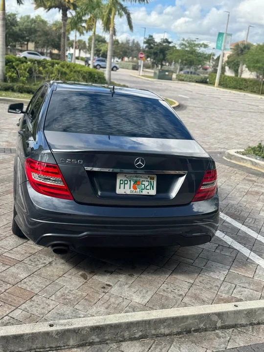 2014 Mercedes-Benz W204 C-Class - Image 6 of 10