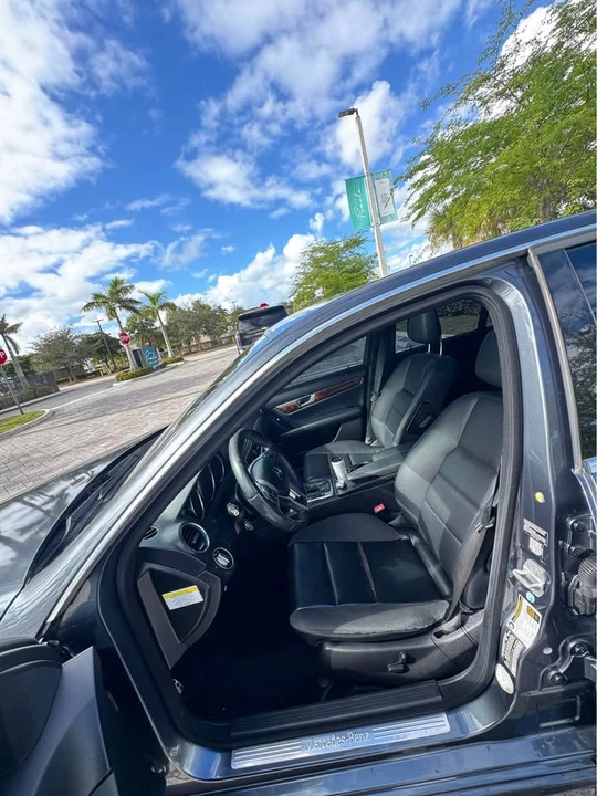 2014 Mercedes-Benz W204 C-Class - Image 7 of 10