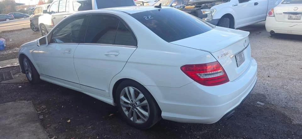 2014 Mercedes-Benz W204 C-Class - Image 4 of 7
