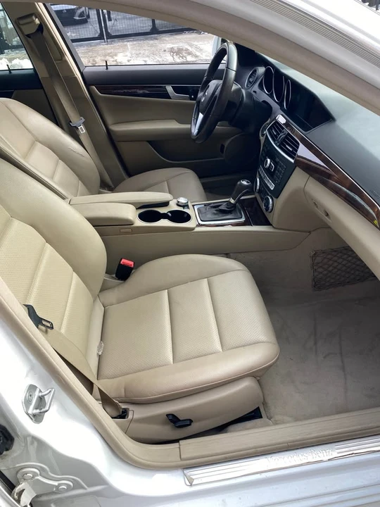 2014 Mercedes-Benz W204 C-Class - Image 7 of 11