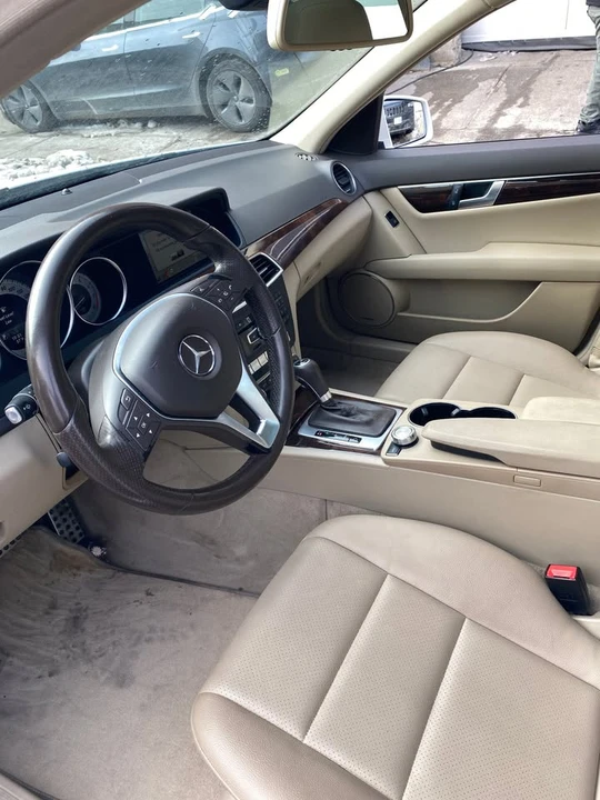 2014 Mercedes-Benz W204 C-Class - Image 6 of 11