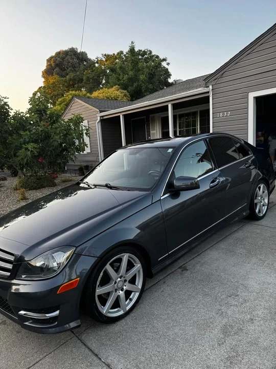 2014 Mercedes-Benz W204 C-Class - Image 9 of 16