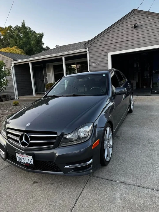 2014 Mercedes-Benz W204 C-Class - Image 10 of 16