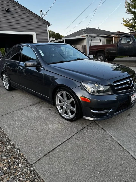 2014 Mercedes-Benz W204 C-Class - Image 2 of 16