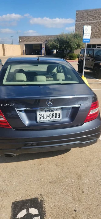 2014 Mercedes-Benz W204 C-Class - Image 2 of 5