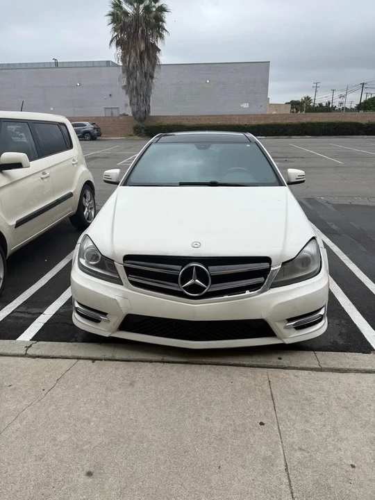 2014 Mercedes-Benz W204 C-Class - Image 2 of 12