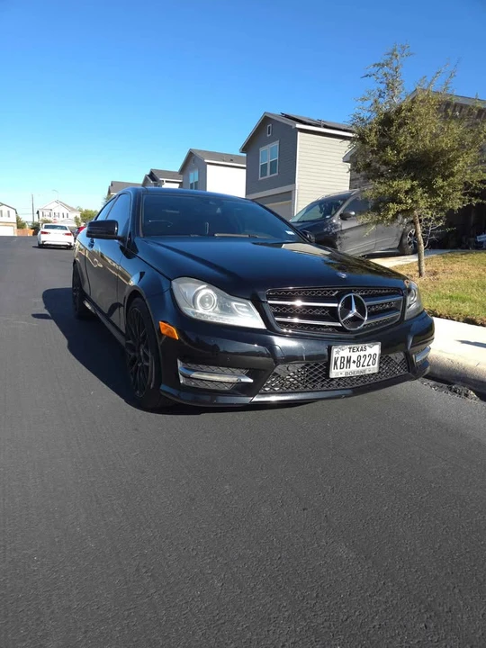2014 Mercedes-Benz W204 C-Class - Image 2 of 14