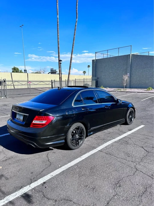 2014 Mercedes-Benz W204 C-Class - Image 2 of 9