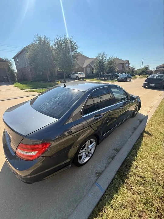 2014 Mercedes-Benz W204 C-Class - Image 12 of 20