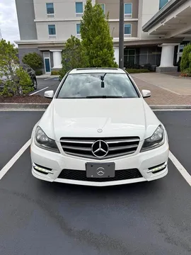 2014 Mercedes-Benz C 250 Luxury Sedan