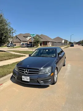 2014 Mercedes-Benz C-Class C 250 Luxury Sedan