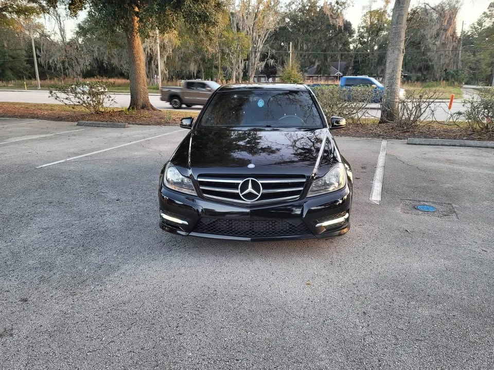 2014 Mercedes-Benz W204 C-Class - Image 2 of 12