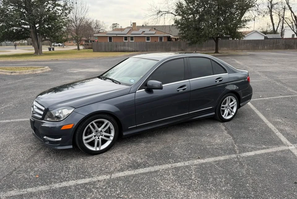 2014 Mercedes-Benz W204 C-Class - Image 2 of 10