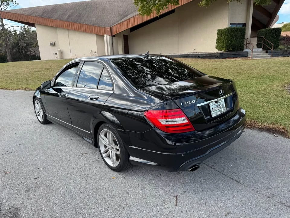 2014 Mercedes-Benz W204 C-Class - Image 4 of 8