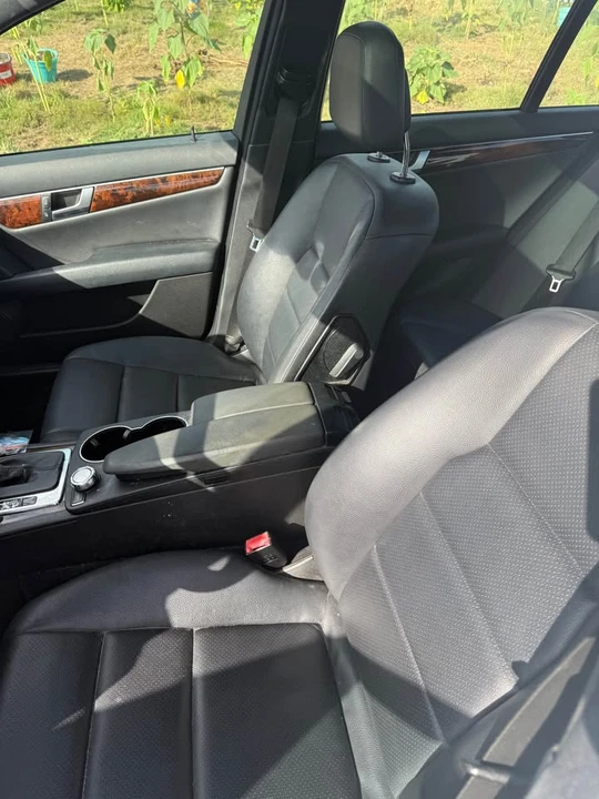 2014 Mercedes-Benz W204 C-Class - Image 10 of 12