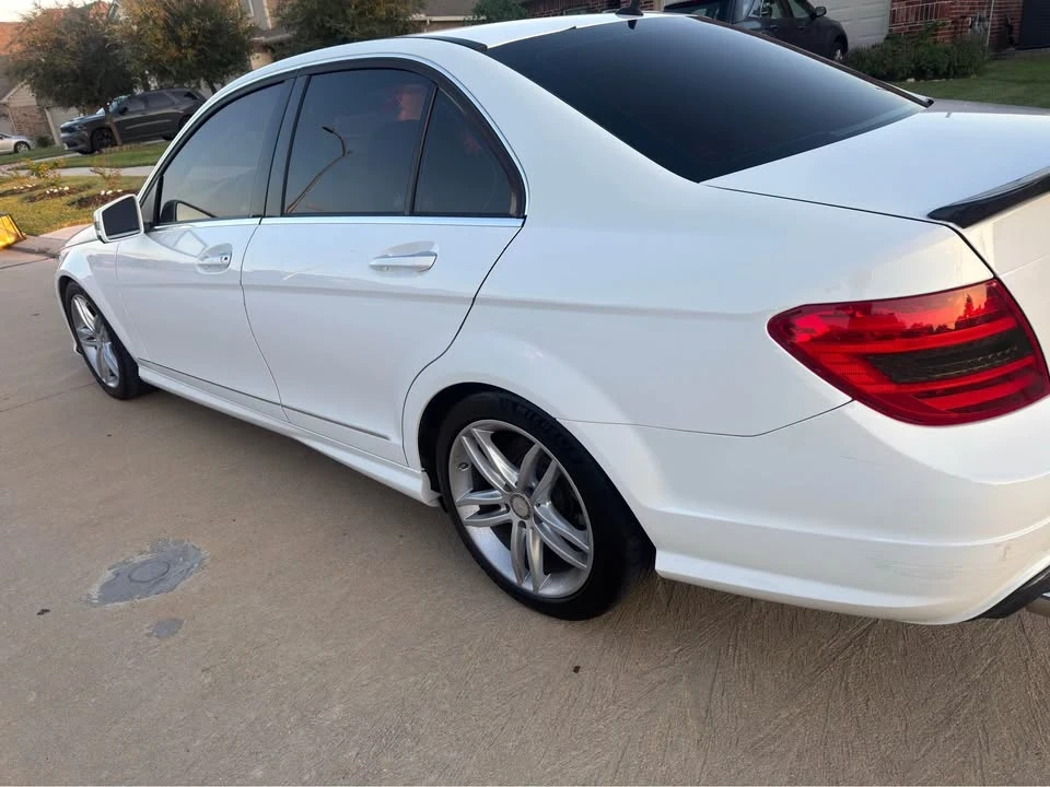2014 Mercedes-Benz W204 C-Class - Image 6 of 13