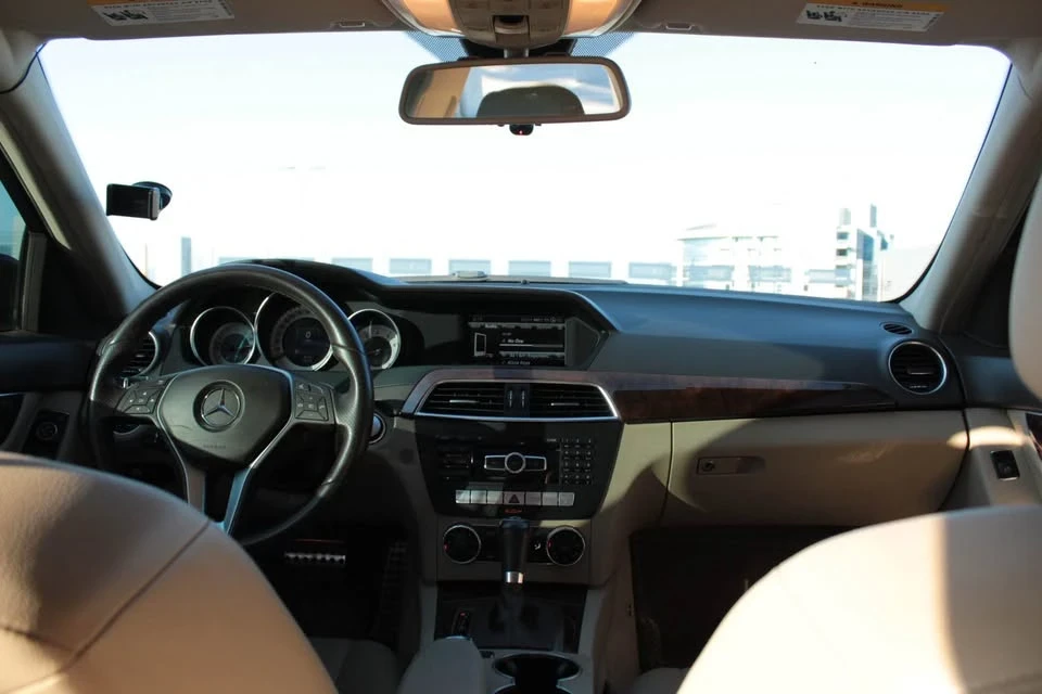 2014 Mercedes-Benz W204 C-Class - Image 7 of 10