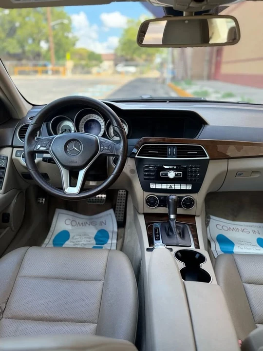 2014 Mercedes-Benz W204 C-Class - Image 14 of 20