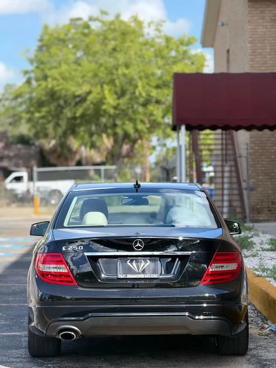 2014 Mercedes-Benz W204 C-Class - Image 10 of 20