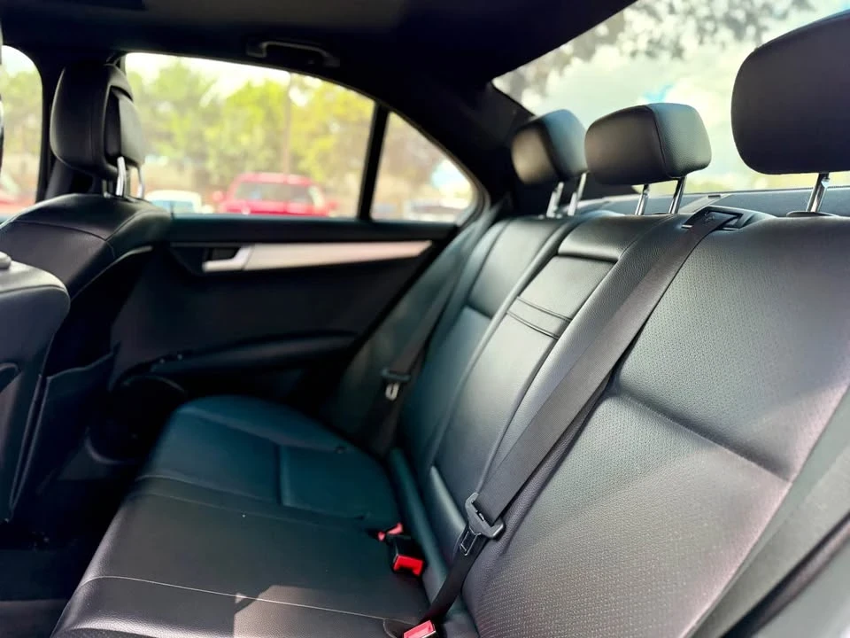 2014 Mercedes-Benz W204 C-Class - Image 8 of 12